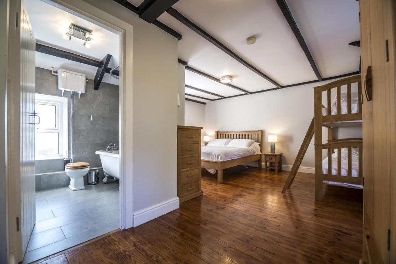 Barn Conversion - Hot Tub - Penally - Tenby Екстериор снимка